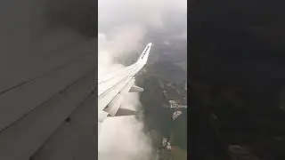 Spirits Ryanair Landing.