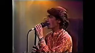 Virus - Luna De Miel En Vivo (Badia y Cia 1986) Remasterizado (Audio HQ)