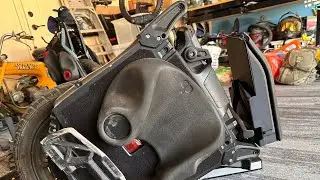 Sherman L Seat - Charger Holder