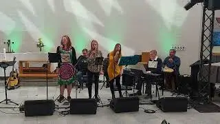 Lauluista kaunein    säv. ja san. Pekka Simojoki