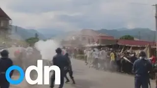 Police fire tear gas at Burundi protesters against President Pierre Nkurunziza