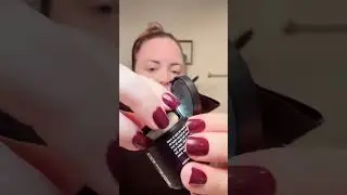 Water-resistant hair powder for gym and rainy weather