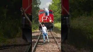 Flying body parts game for me Stop Train - Funny video 😀 vfx magic video-#trending #shorts @VFXShah