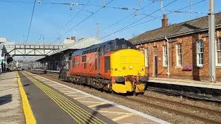 Class 37405 on a snowplough move at Grantham 2/2/25