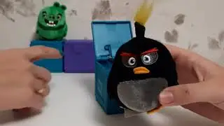 Angry Birds Micro Plush TNT Hatchling Plush Crate Popper Plush Opening Toy Review