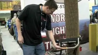 X-Stand - HUNTERSlink.com - 2012 ATA Show