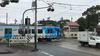 Every Railway Crossing on the Glen Waverley Line