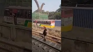 Amazing View of Bus and Train Moving Side by Side #shorts #youtubeshortsvedio