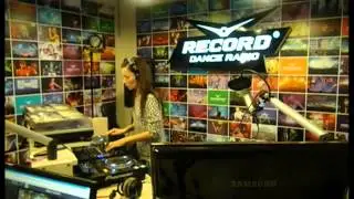 Lady Waks In Da Mix #254 (06-11-2013)