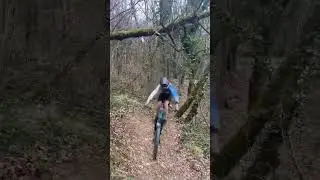 big crash 💥 #mtb #jump #crash #aie