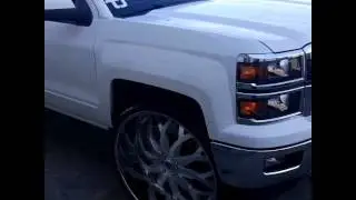 Streetwhipz Silverado on 32s brushed Asanti