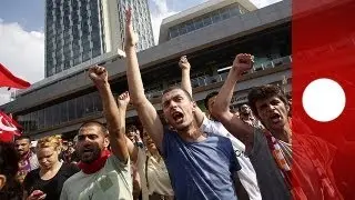 Turkey protests escalate, activists call for 'revolution'