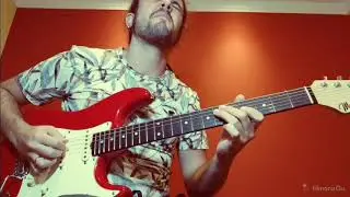 Kenedy Neves plays Thriller funky Riff  - Michael Jackson