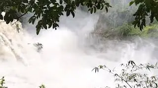 @thác Pongour khi đập thủy điện đại Ninh xã lũ 700m3/s ngày 17/11/2025