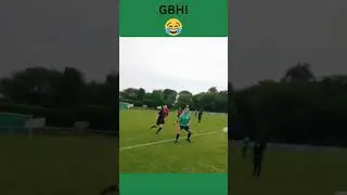 #sundayleaguefootball #tackle upsets the crowd who want a GBH violation.
