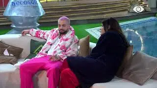 “Ti kur ke ndjenja…”/ Amber pyet Gjestin: Si reagon? - Big Brother VIP Albania 4