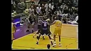 James Worthy (31pts/6rebs/8asts/2stls) vs. Kings (1994)