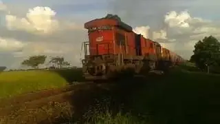 Ac44i 682,Comandada N 9831,Duplex de C30-7,N9233 e N9258