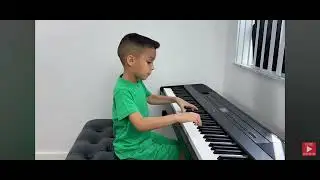 6 Year Old Prodigy Plays Mingle Game Song Round and Round Song Squid Game Season 2Jelijah Diaz