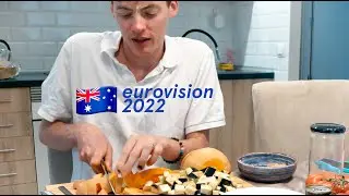 let's cook a veggie aussie curry pie