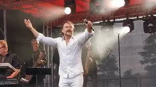 regndans - BHO - Beverly Hills orchestra - veteranmarch musikfestival juni 23 - Helsing&oslash;r Nordhavn