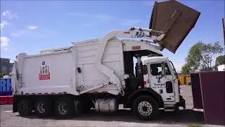 2019 Peterbilt 520 Heil Front Loader