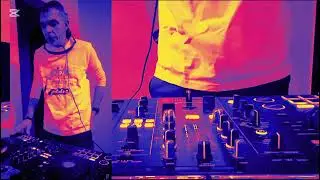 House classix  j.c. technation  