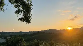 GAYATRI MANTRA: il più antico canto sacro indiano, un inno alla luce e alla vita