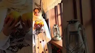 Colindă &lsquo;Dulce Galbenă-Lumină&rsquo; Bajura Daria ,clasa 1 !