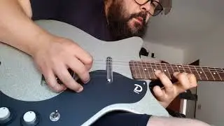 Danelectro 59 NOS silver metalflake / marshall dsl20cr -- moody loop jam