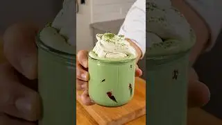Strawberries and Matcha Cream 🍓🍵