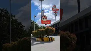 Hello Jollibee 👋🏻  #wow #trending #food #business @alingtinderavlogs