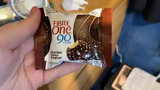 FIBRE ONE 90 CALORIES | Chocolate Flavour Doughnuts Review