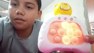 Jogando popity eletr&ocirc;nico