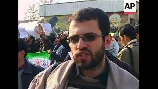 Hundreds of supporters hold pro-government rally