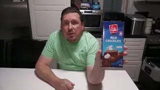 Unboxing, Mukbang, Smakprovning, Fin Carre' Milk Chocolate with added cream, k&ouml;pt p&aring; Lidl i Borl&auml;nge