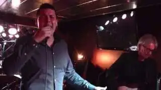 Harri Kuokkanen & Vetonaula *Lämmin, hellä, pehmoinen*