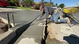 Driveway with broom finish