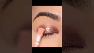 Watch How Simple Steps Make Stunning Spotlight Eyes!