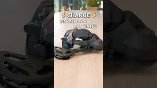 12-Speed Deore XT Rear Derailleur Battery Charging #di2 #mountainbike #battery