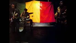 Bob Marley & The Wailers: Am-A-Do (Alternative / Bob-only Version)