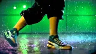 Sony ericsson Walkman OLED with tik tok music