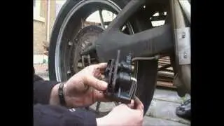 Triumph Tiger 1050 - Rear Brake, removal and cleaning
