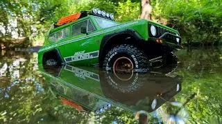 Taking a Dip - Redcat Gen8 v2 Scout II - 1/10 Scale RC Crawler Trail Run & Creek Crawl
