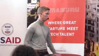 Вячеслав Кононенко из Apalon - Траффик из Twitter - год экспериментов для утилит.
