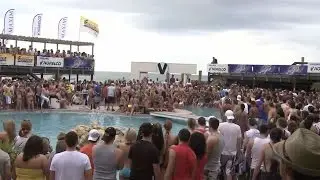 Club La Vela -  Club Hour