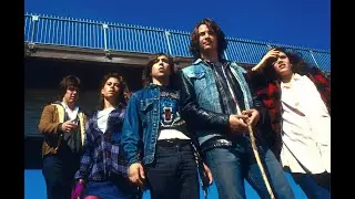 Review of: River's Edge (1986). Pointless Exercise In Teenage Angst.