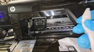 Несоответствие бумаги в HP 8600: очистка медиа-сенсора.