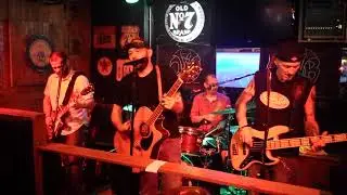 20160408 185828 Going Down in Flames Stoney Larue (Jacob Waltz Band)