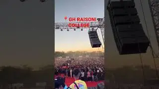 Akshay Kumar and Emraan Hashmi in GH RAISONI COLLEGE OF ENGINEERING #nagpur #selfie #akshaykumar